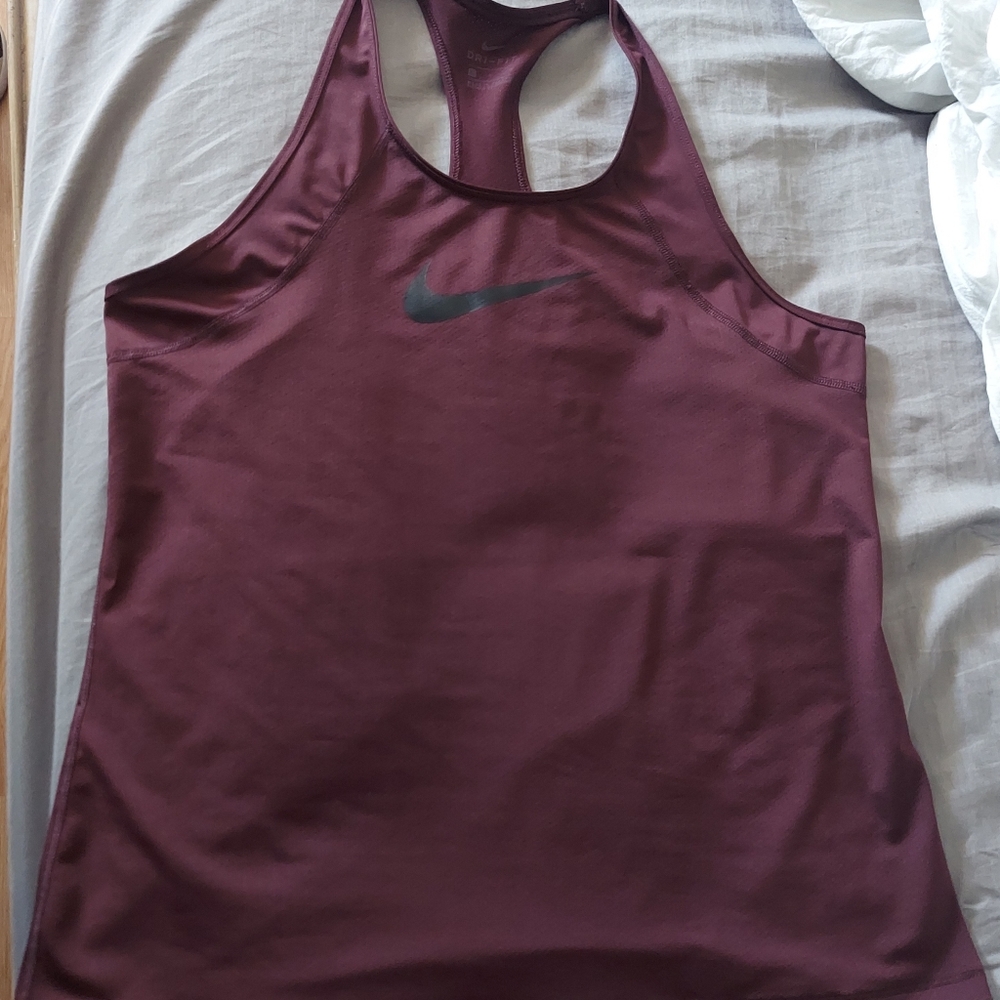 Maroon Tank